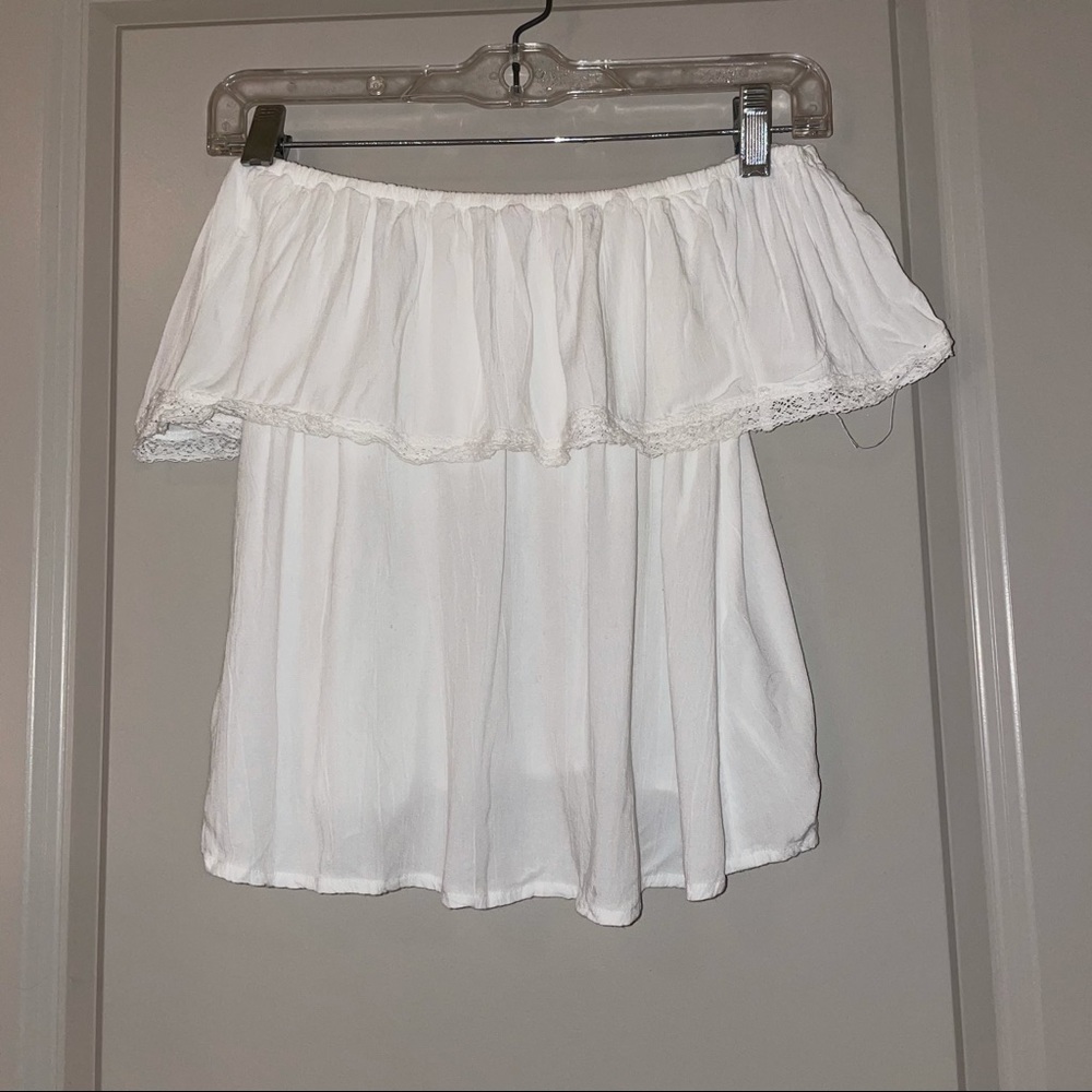Abercrombie & Fitch white off the shoulder top